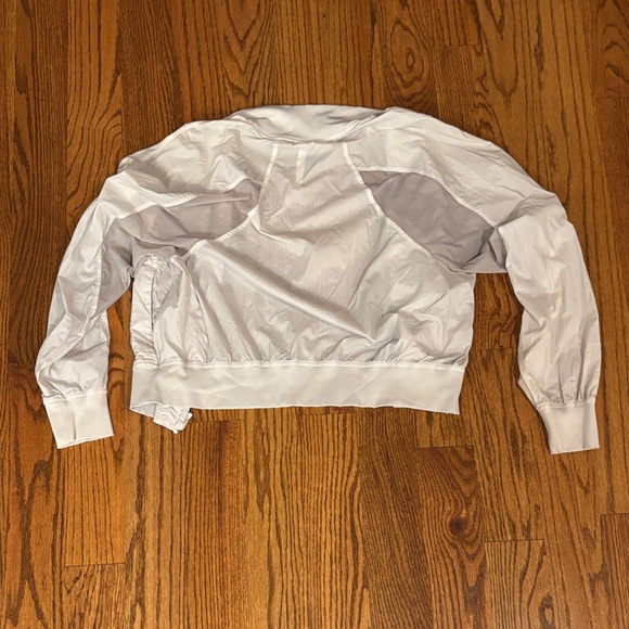 Women's Light Gray Lululemon Lightweight Jacket - Picture 2 of 3